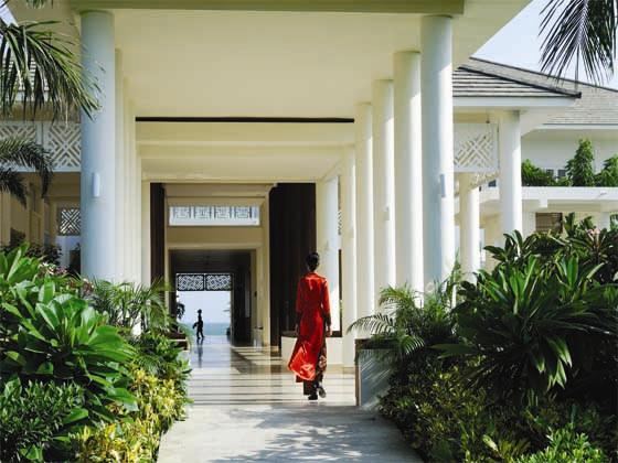 Lễ Tân
